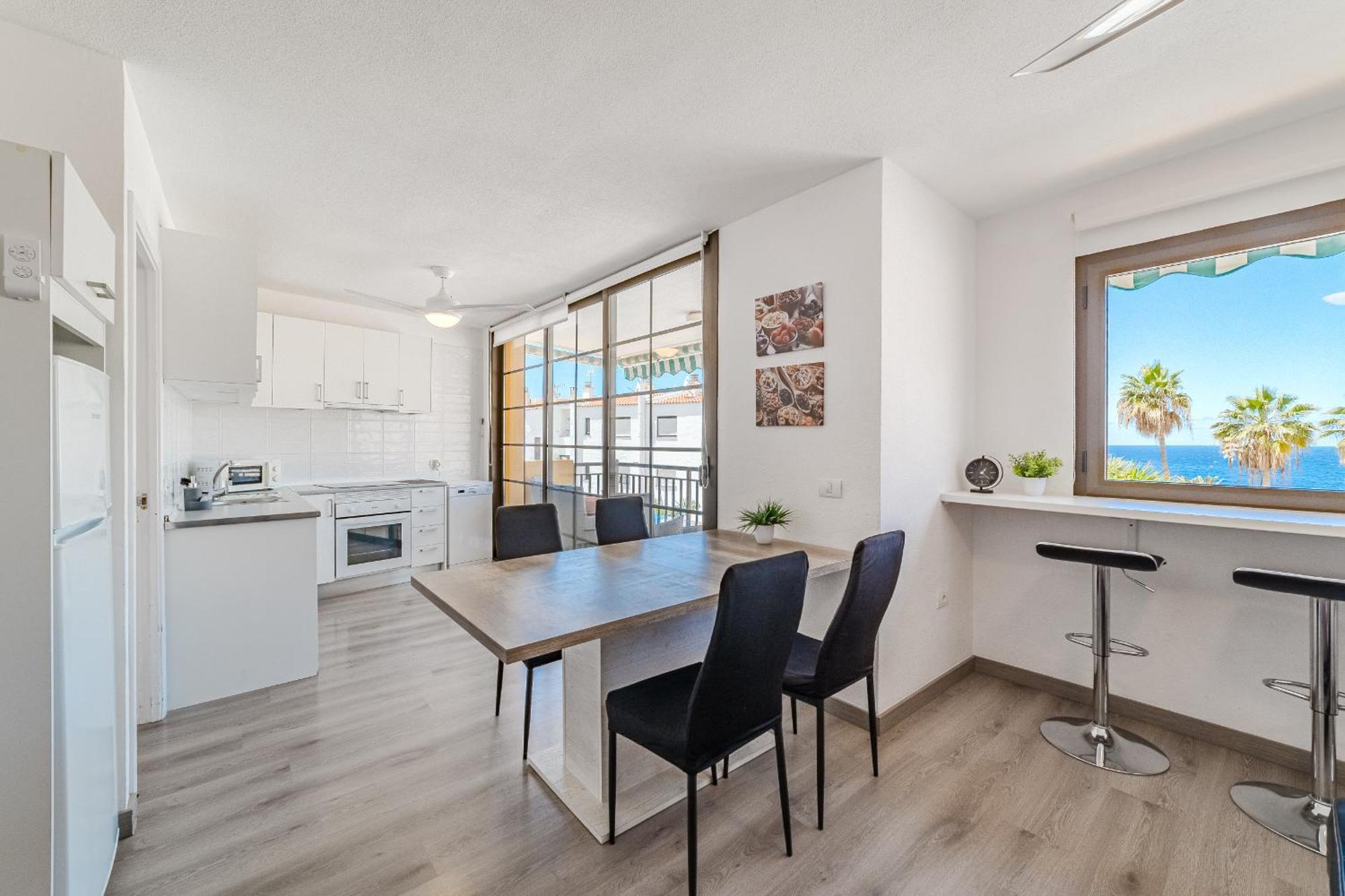 Family Apartment With 3 Bedrooms And Balcony Near Los Gigantes And Ocean Puerto de Santiago  Kültér fotó