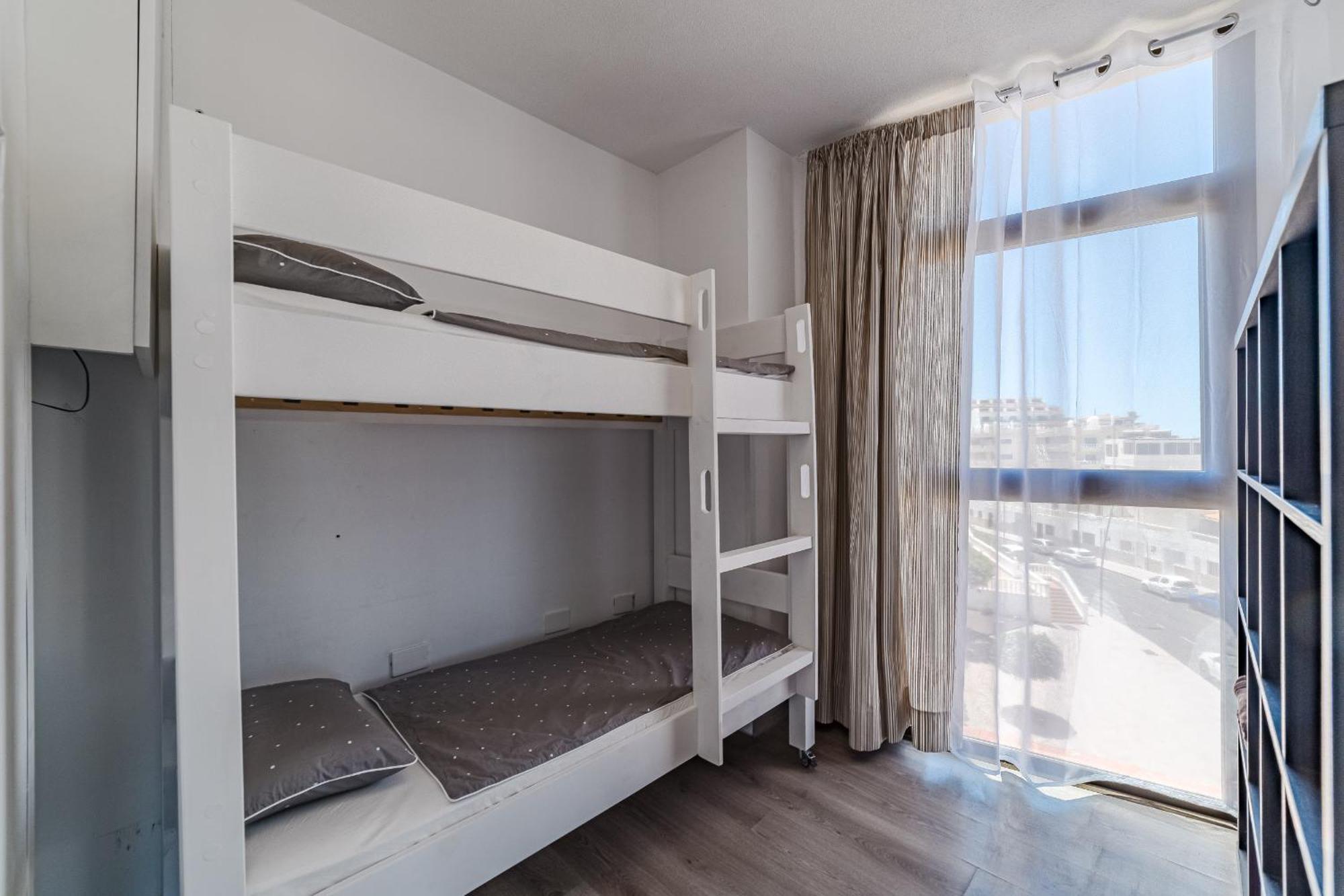 Family Apartment With 3 Bedrooms And Balcony Near Los Gigantes And Ocean Puerto de Santiago  Kültér fotó